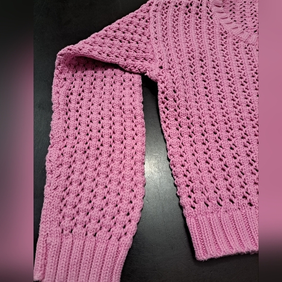 Pretty In Pink Pandemonium Cropped Girl's Sweater Size M (10-12) - Picture 3 of 10